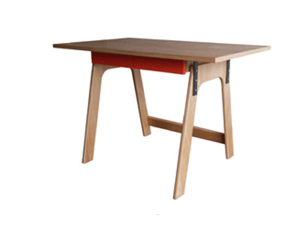 felix's-desk-1-singled